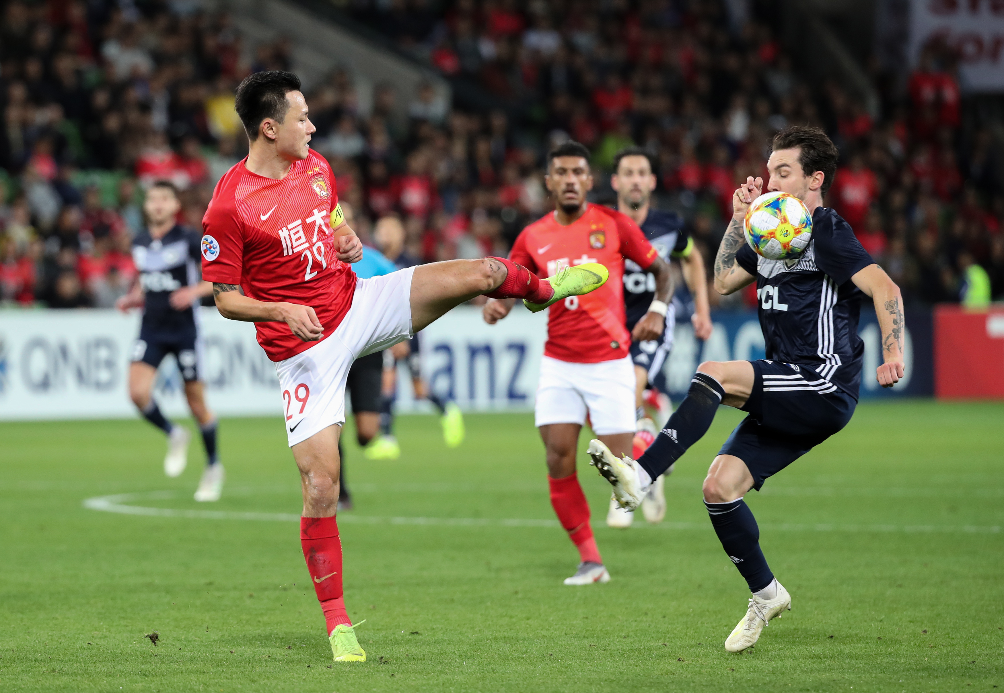 广州恒大客场胜利，继续扩大领先优势的简单介绍