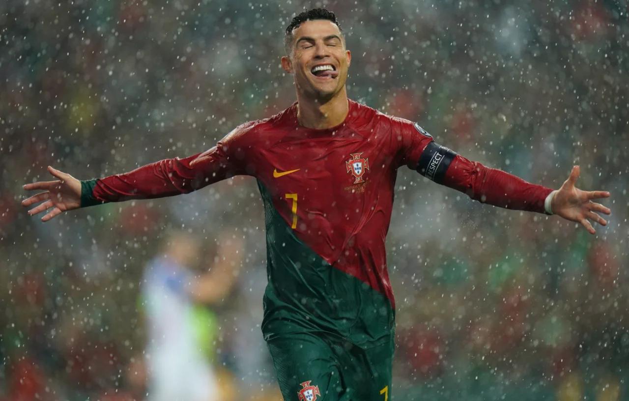 关于马竞再度上演帽子戏法，C罗后防线成筛子！的信息